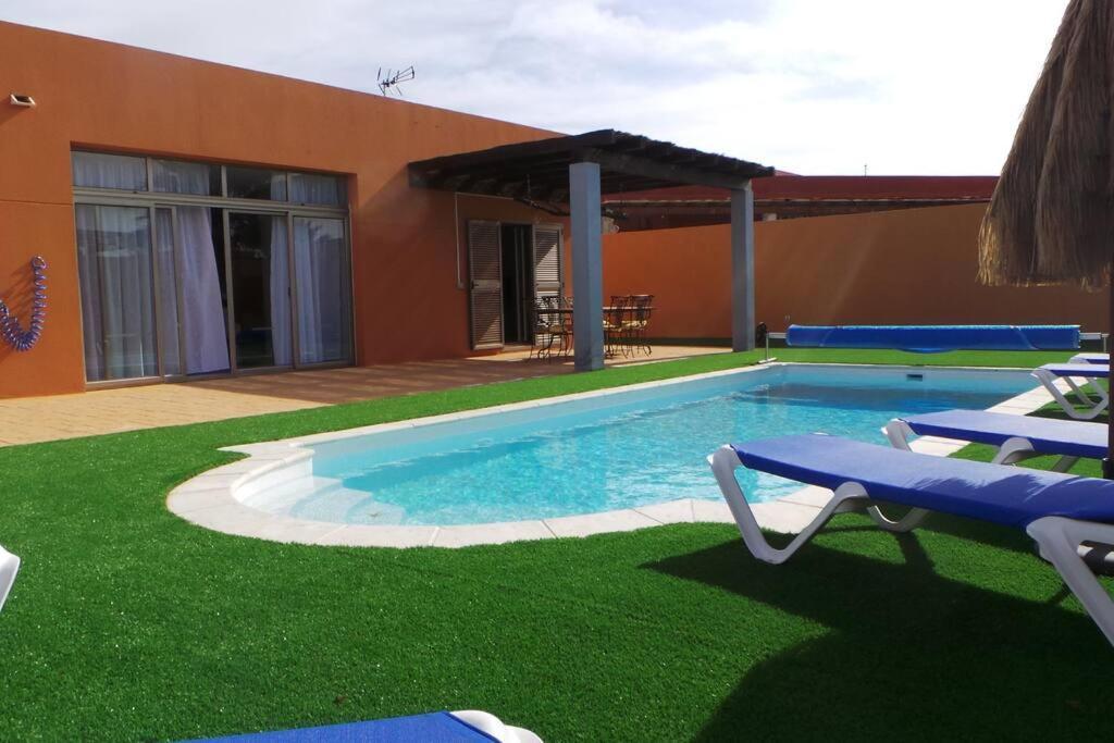 Luxury Villa At Golf Course Costa De Antigua Bagian luar foto
