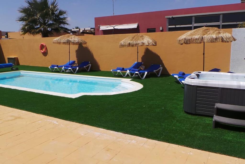 Luxury Villa At Golf Course Costa De Antigua Bagian luar foto